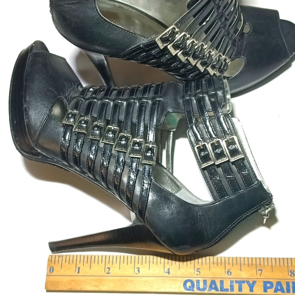 Calvin Klein Danica Black Leather Women's Heels Shoes Size 7M - Picture 12 of 15